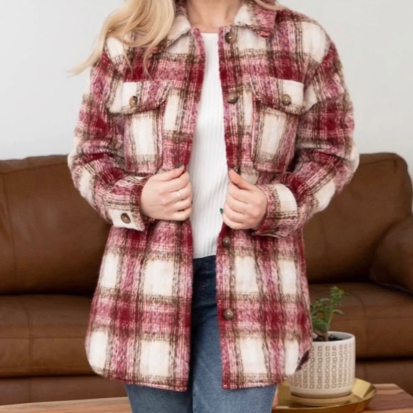 BB Dakota Quilt to Win Jacket - Size M - NWT! - Picture 1 of 5